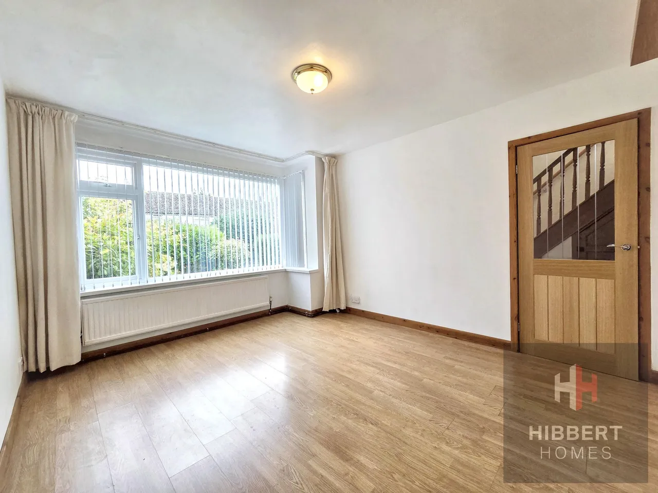 Firs Road, Sale, M33, photo 2