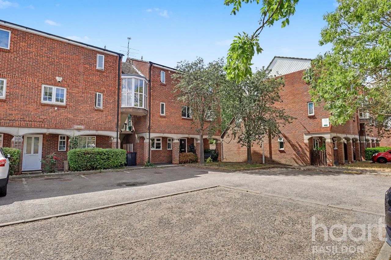 1 bed flat for sale, Eynsham Way, Basildon, SS13