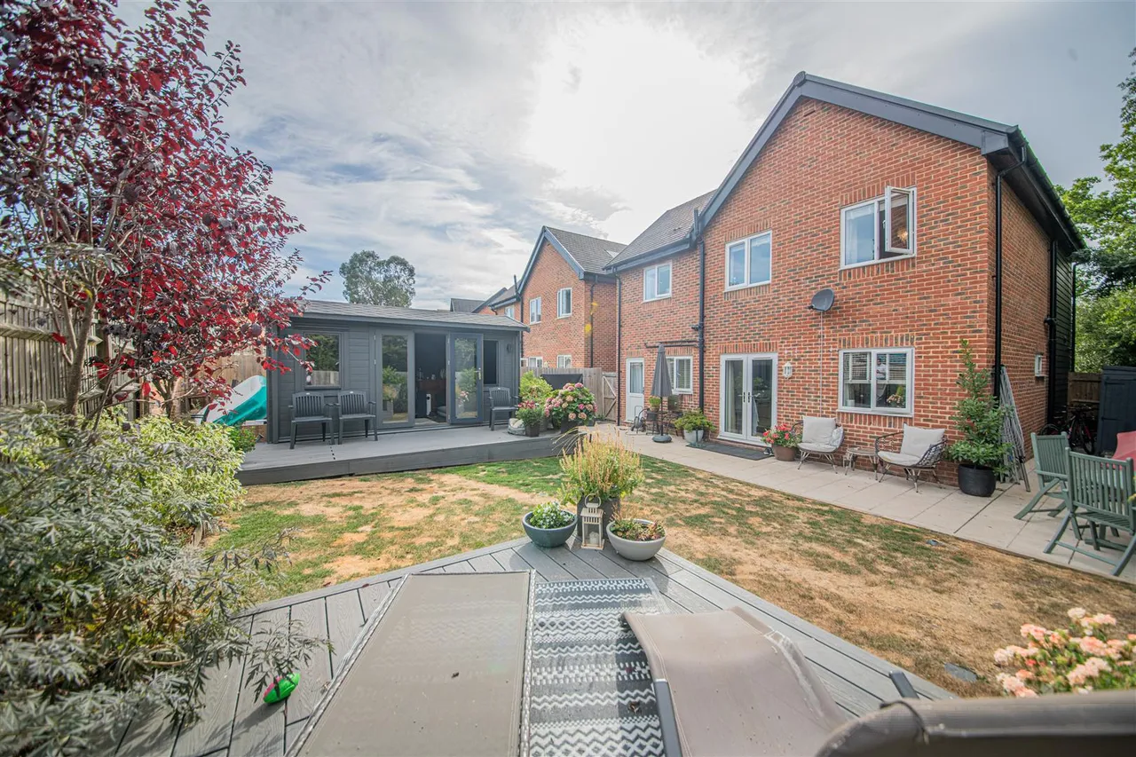 Mead Lane, Horton Heath, Eastleigh, SO50 7HS, photo 15
