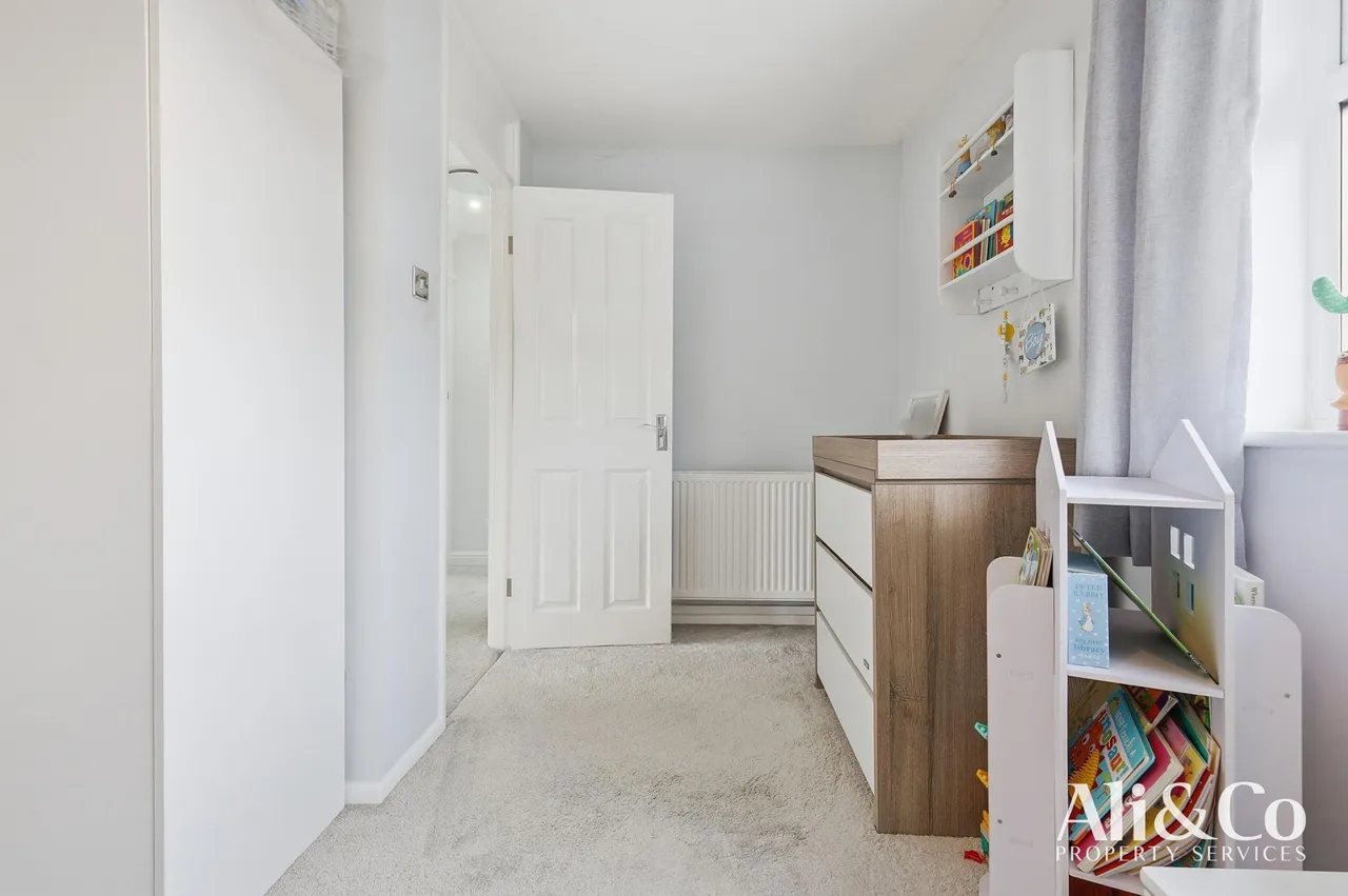 Hudson Close, stanford-le-hope, Thurrock, SS17 7AX, photo 15