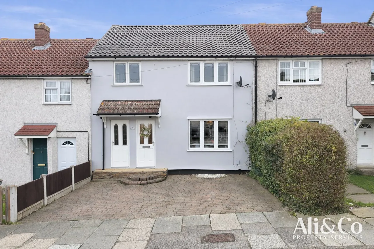 3 bed house for sale — Hudson Close, stanford-le-hope, Thurrock, SS17 7AX