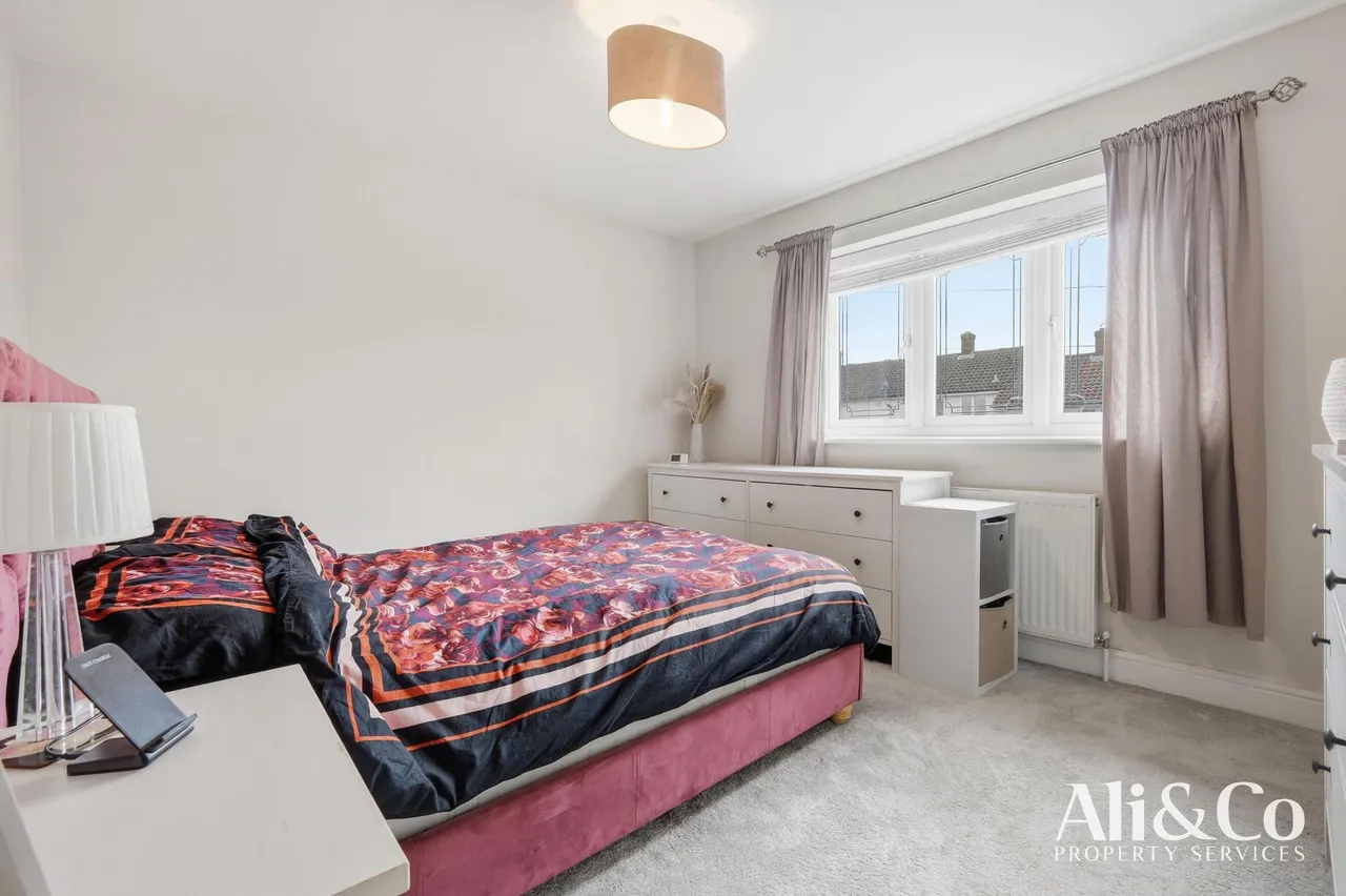 Hudson Close, stanford-le-hope, Thurrock, SS17 7AX, photo 18