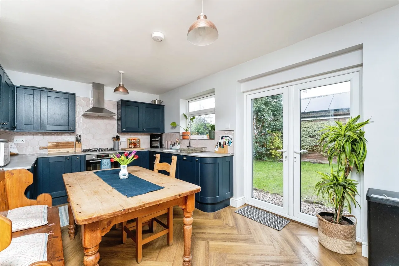 Dunraven Road, Little Neston, CH64, photo 3
