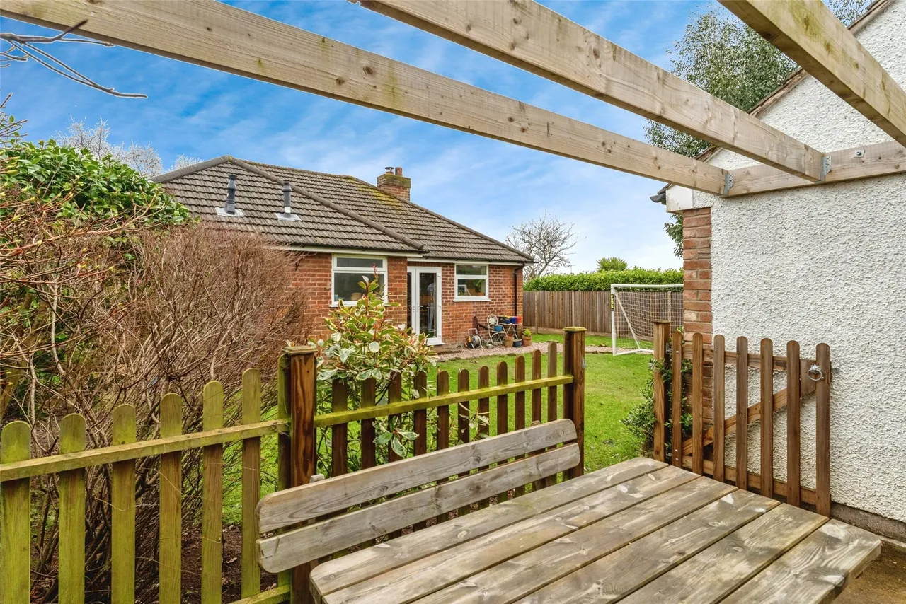 Dunraven Road, Little Neston, CH64, photo 14