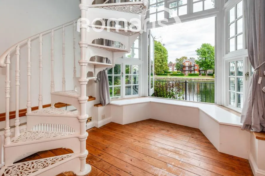 1 bed house to rent, Guards Club Road, Maidenhead, SL6