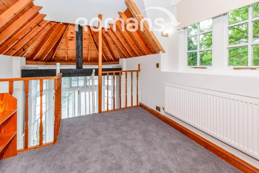 Guards Club Road, Maidenhead, SL6, photo 5