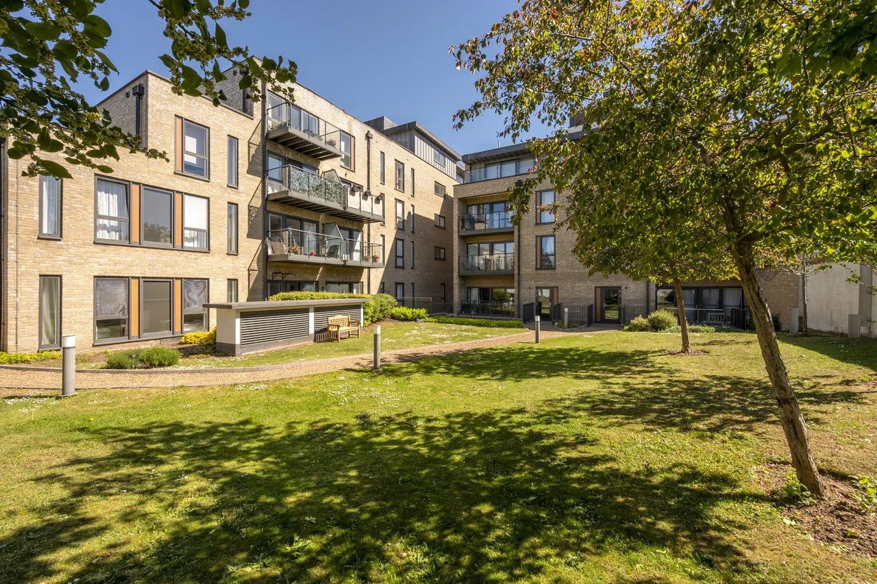 1 bed flat for sale — 5 Massey House, 85 Hartfield Road, London