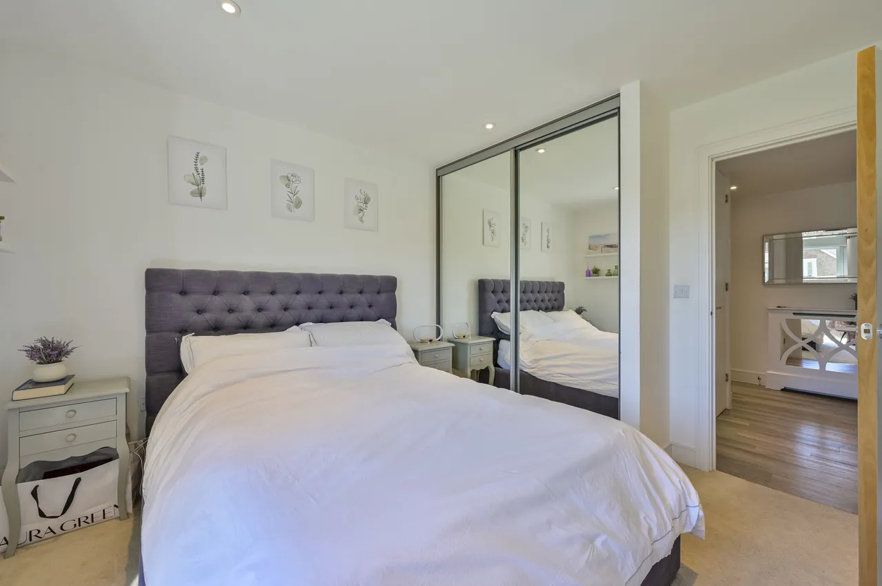 5 Massey House, 85 Hartfield Road, London, photo 7