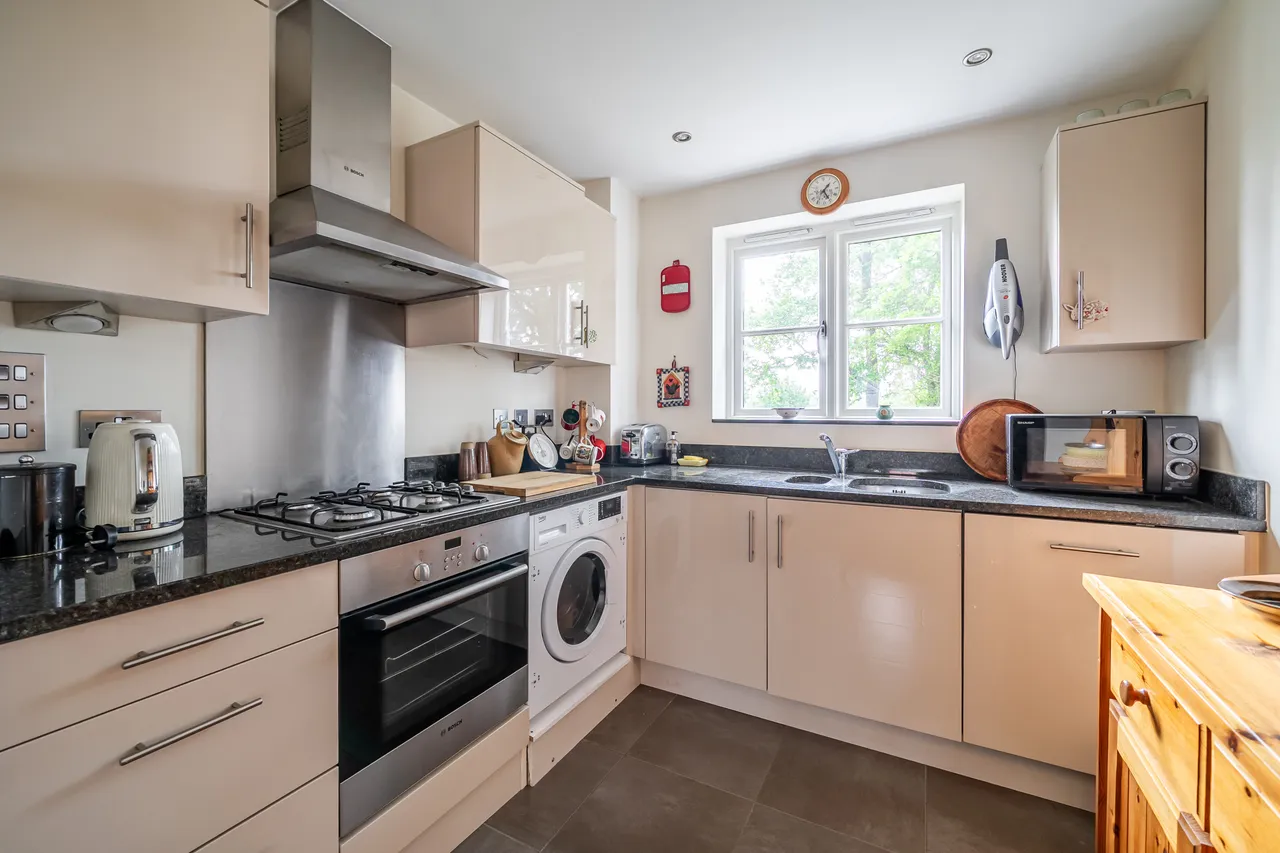 Beavers Road,, Farnham, GU9, photo 4