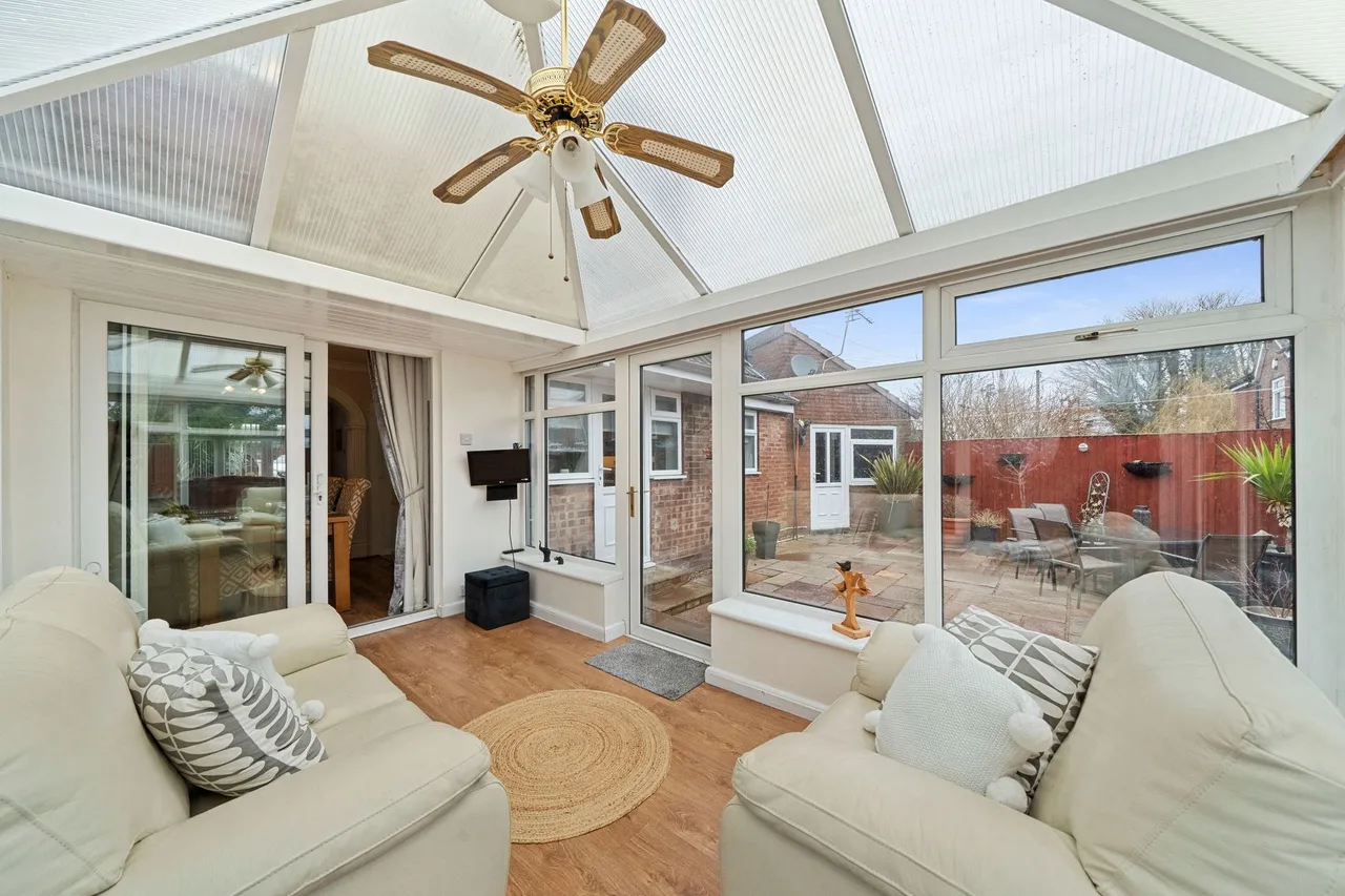 Peebles Close, Ashton-In-Makerfield, Wigan, Wigan, WN4 0SP, photo 4