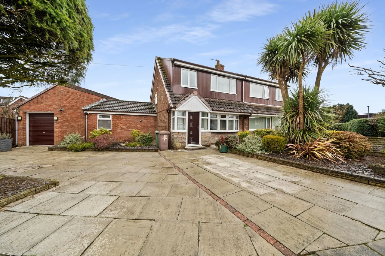 Peebles Close, Ashton-In-Makerfield, Wigan, Wigan, WN4 0SP, photo 5