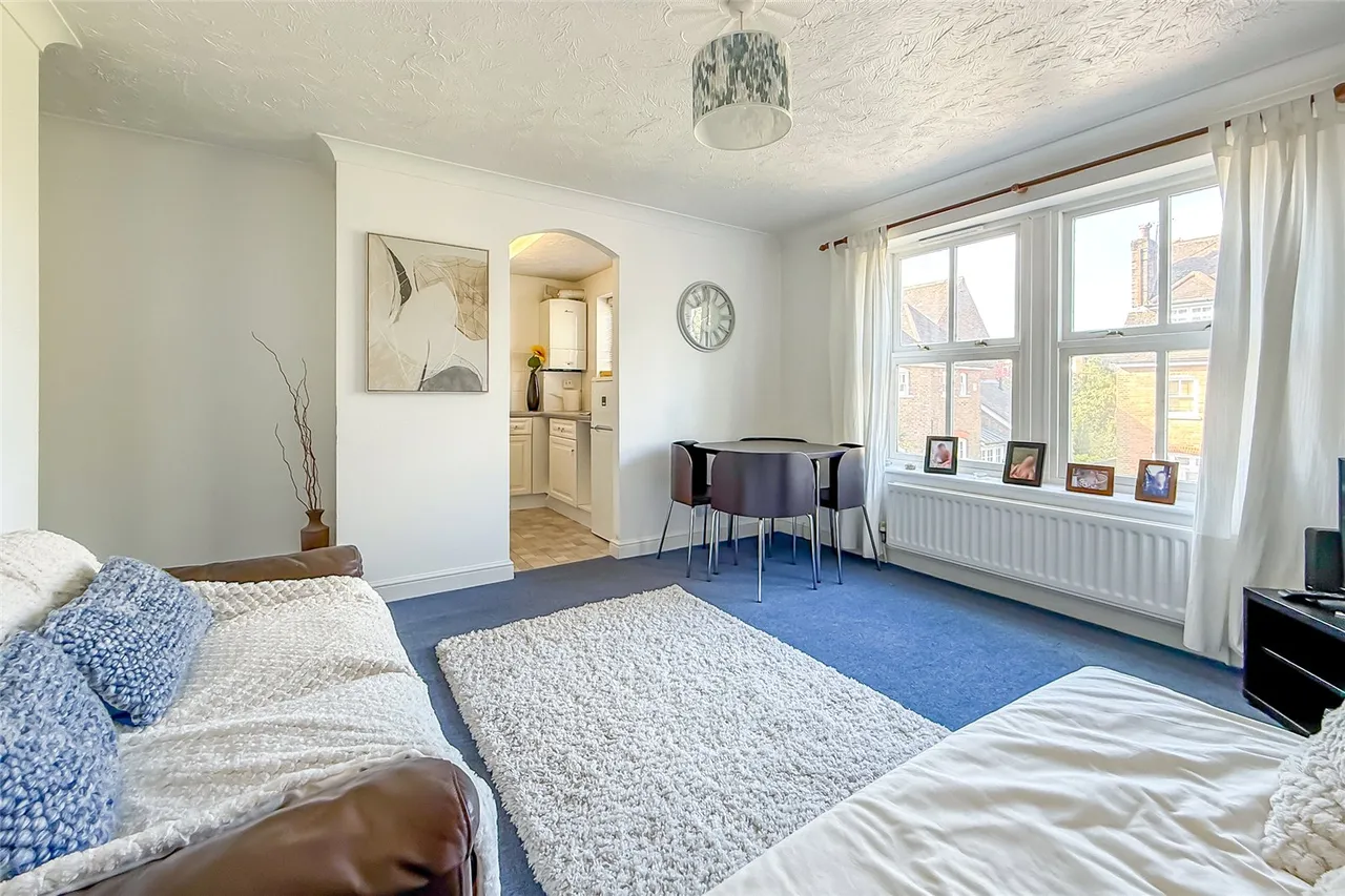 1 bed flat for sale — Milton Road, Harpenden, Hertfordshire, AL5 5EW
