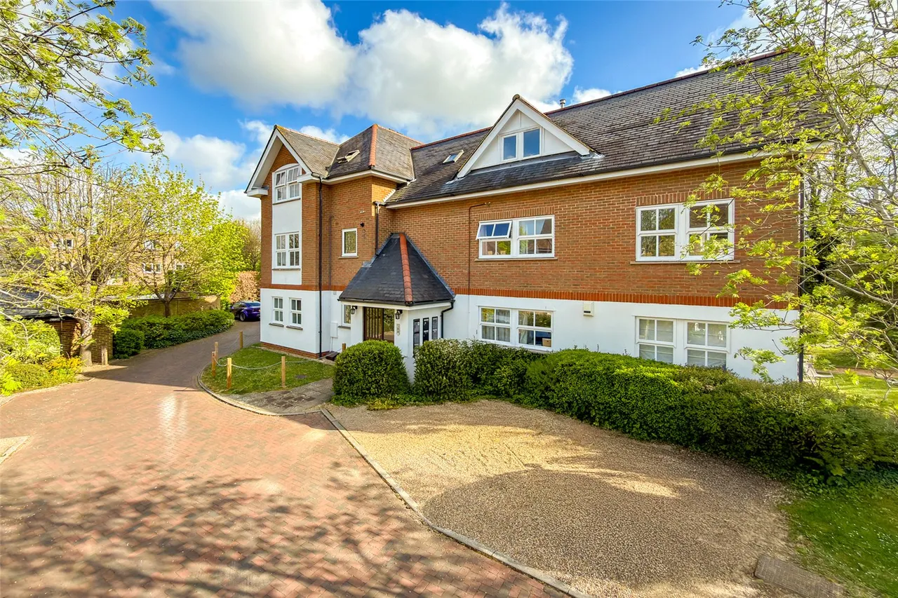 Milton Road, Harpenden, Hertfordshire, AL5 5EW, photo 4