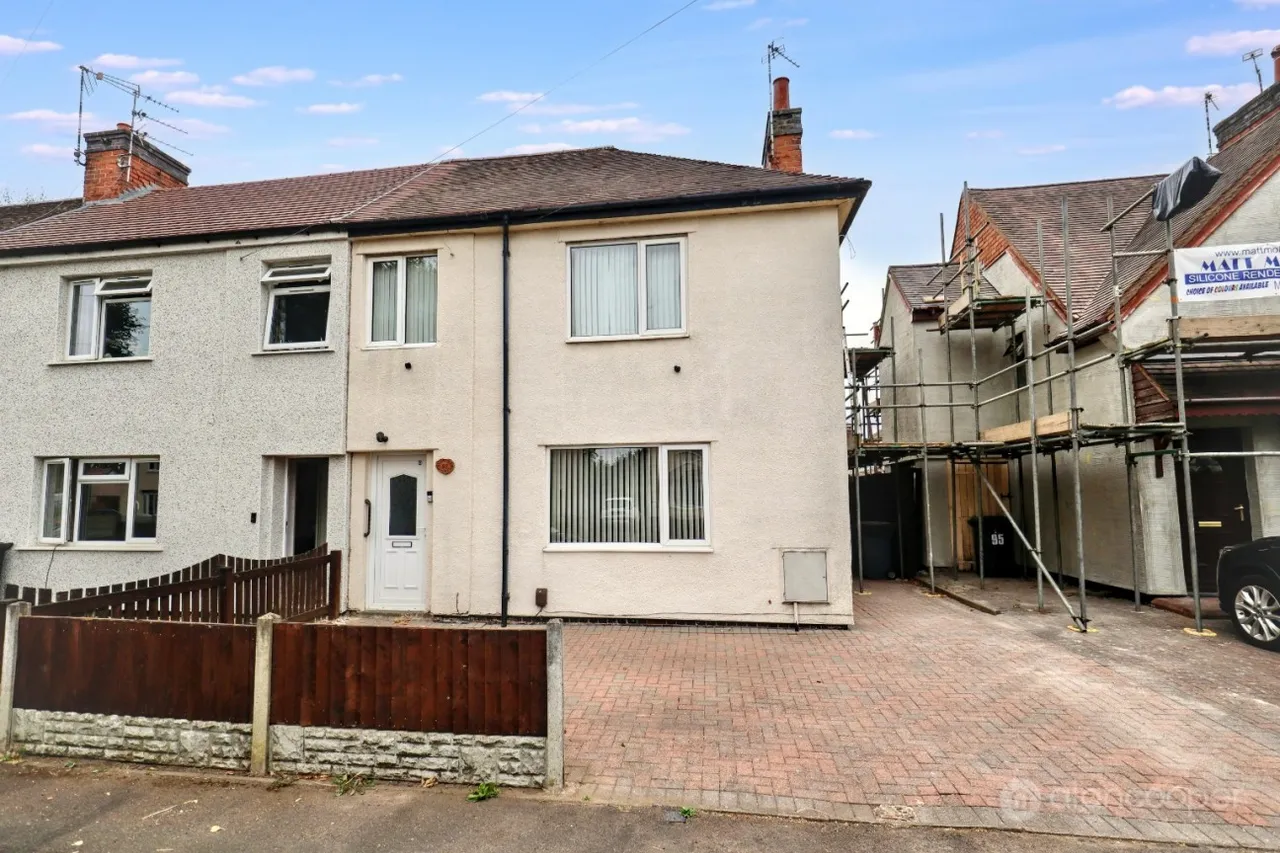 4 bed house for sale, Waverley Avenue, Attleborough, CV11