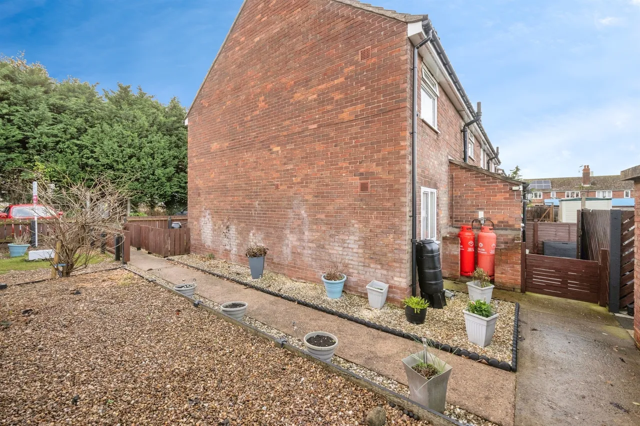 Mariners Arms Flats, Keadby, SCUNTHORPE, photo 11