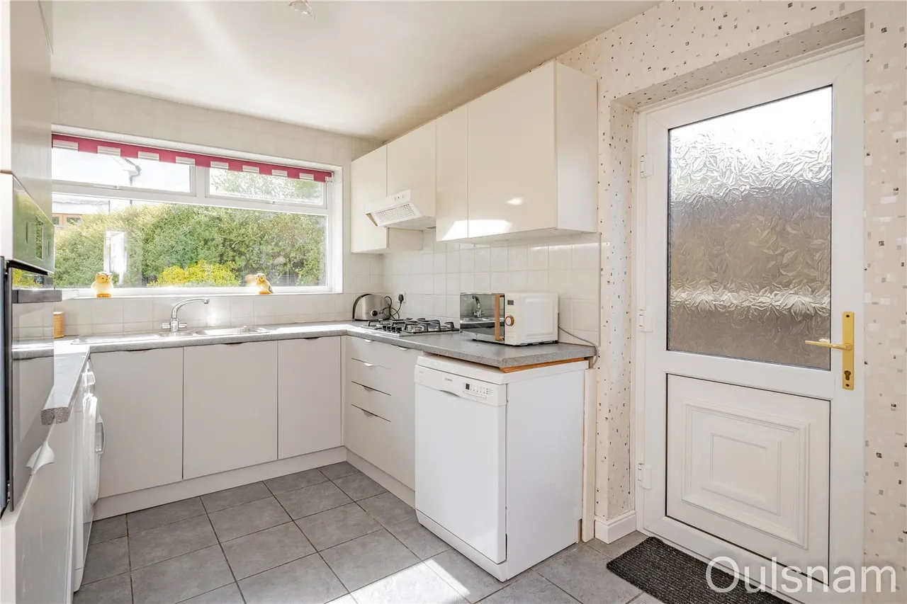 Fox Lane, Bromsgrove, Worcestershire, B61 7NG, photo 6