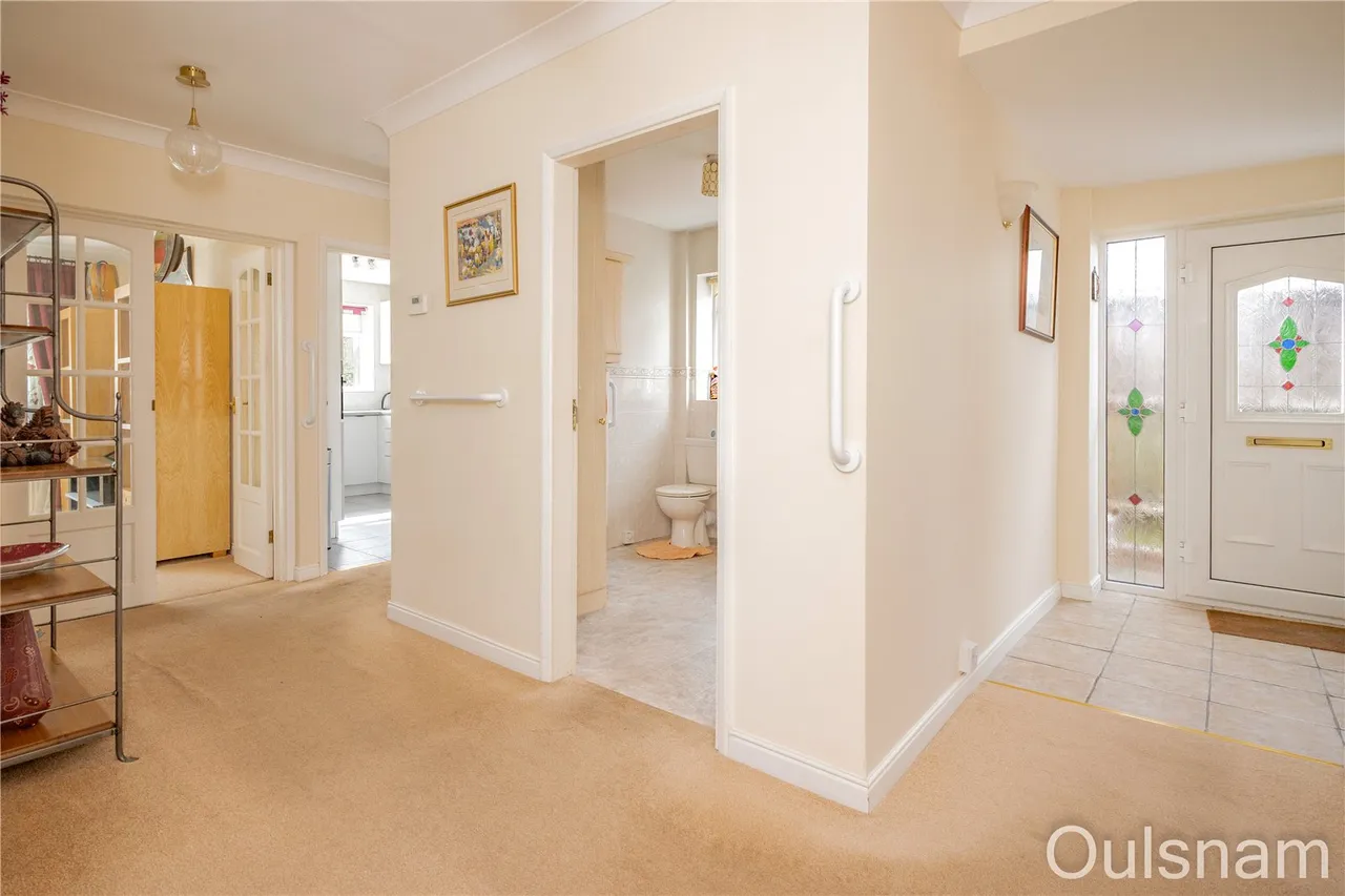 Fox Lane, Bromsgrove, Worcestershire, B61 7NG, photo 4