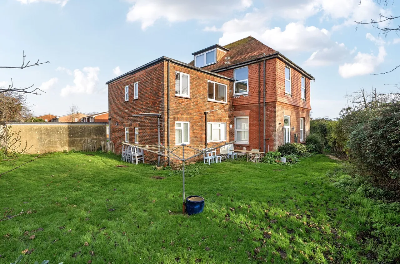 Manor Road, Selsey, PO20, photo 9