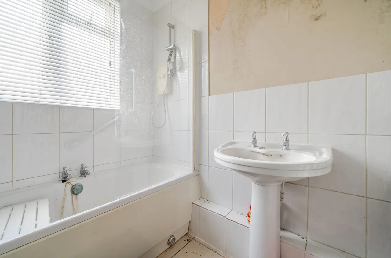 Manor Road, Selsey, PO20, photo 8