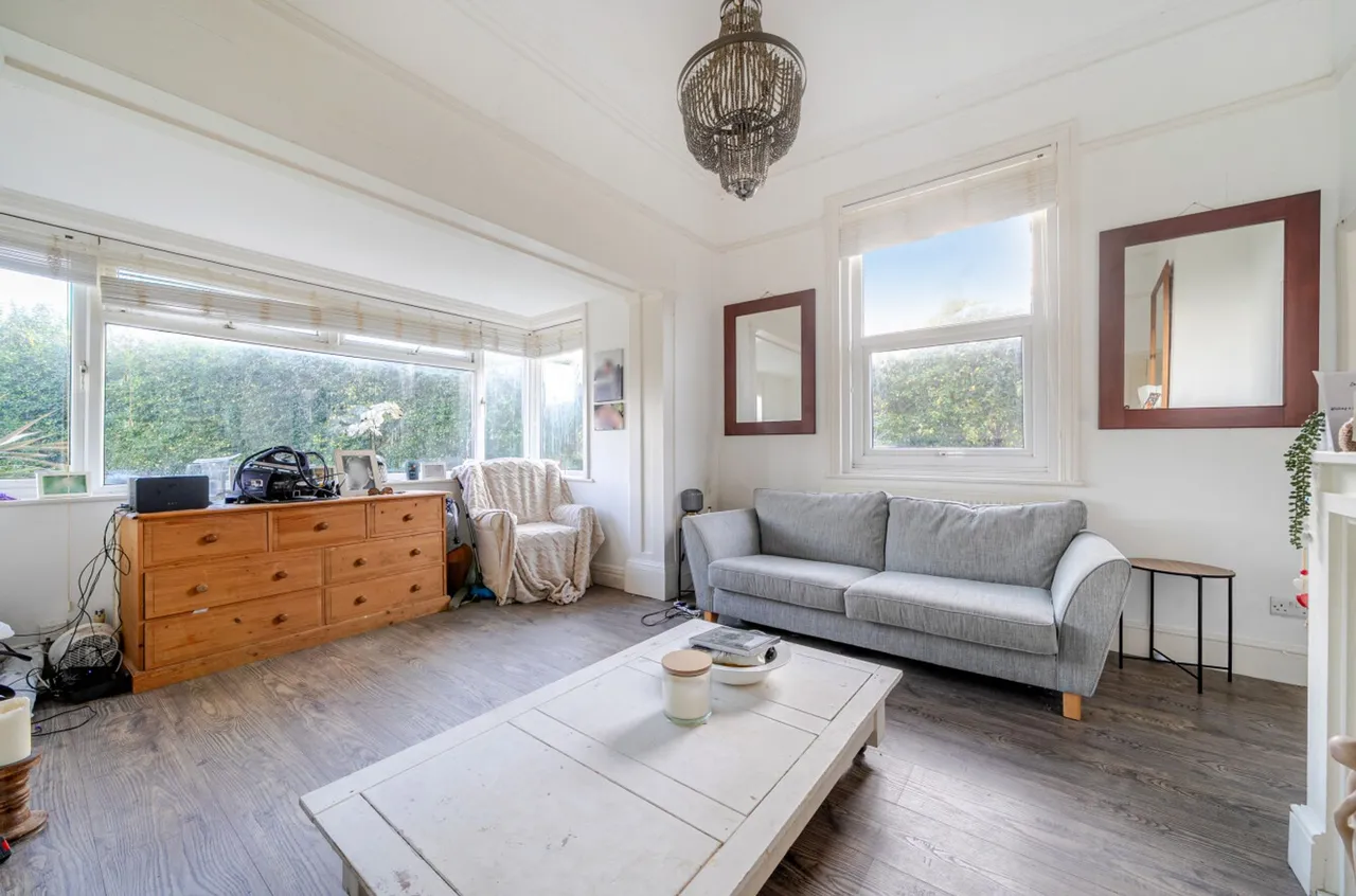 Manor Road, Selsey, PO20, photo 2