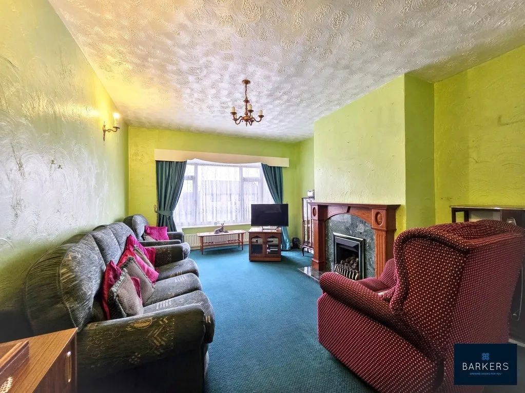 Bromley Road, Batley WF17 6EH, photo 4