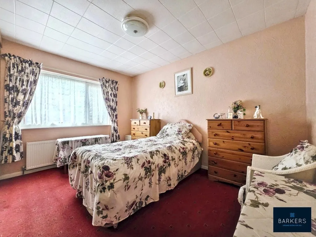 Bromley Road, Batley WF17 6EH, photo 7