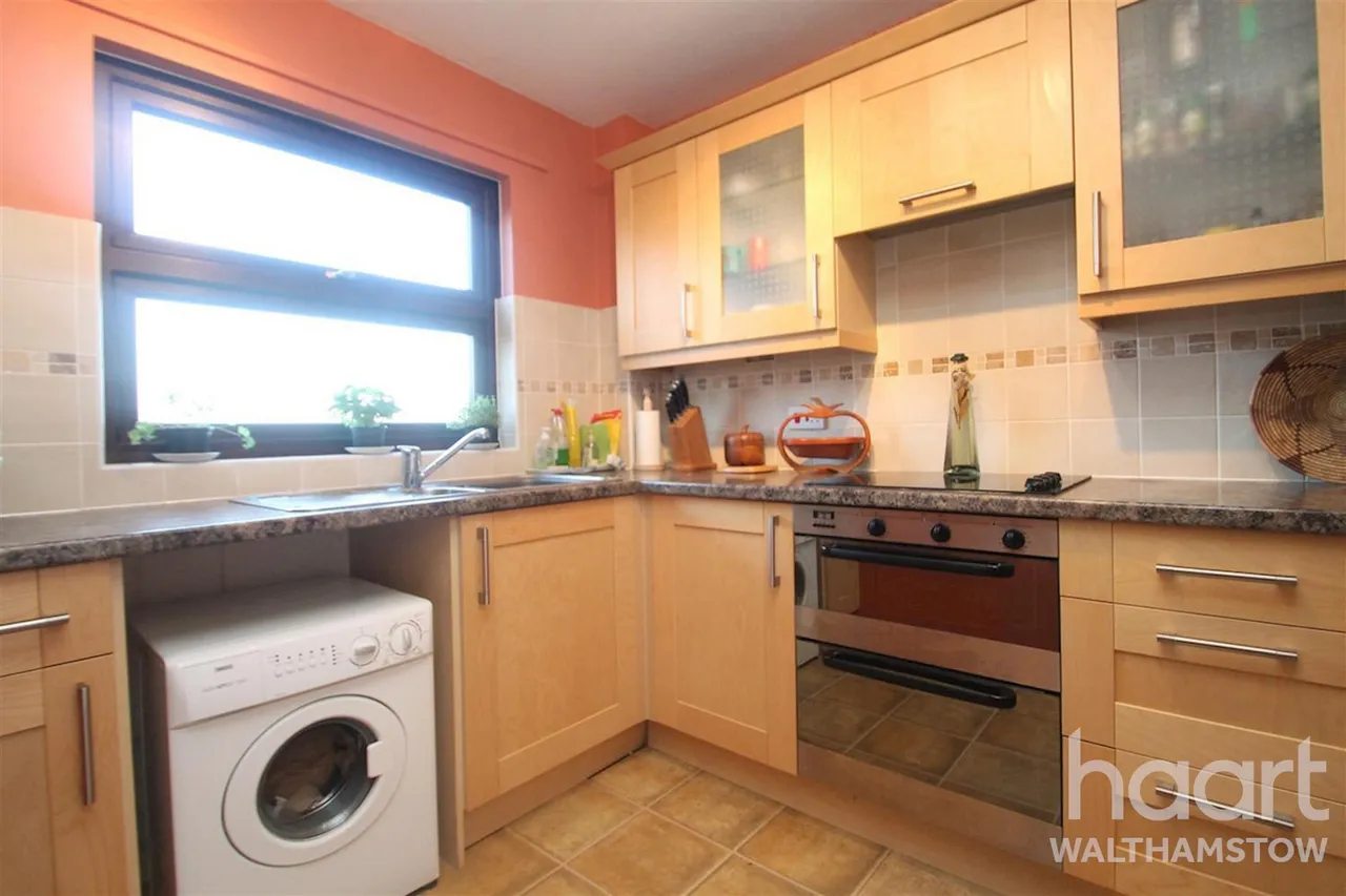 Coppermill Lane, Walthamstow, E17, photo 4