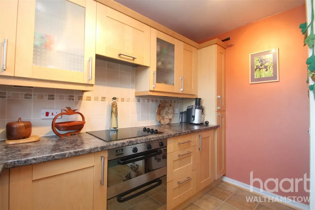 Coppermill Lane, Walthamstow, E17, photo 6