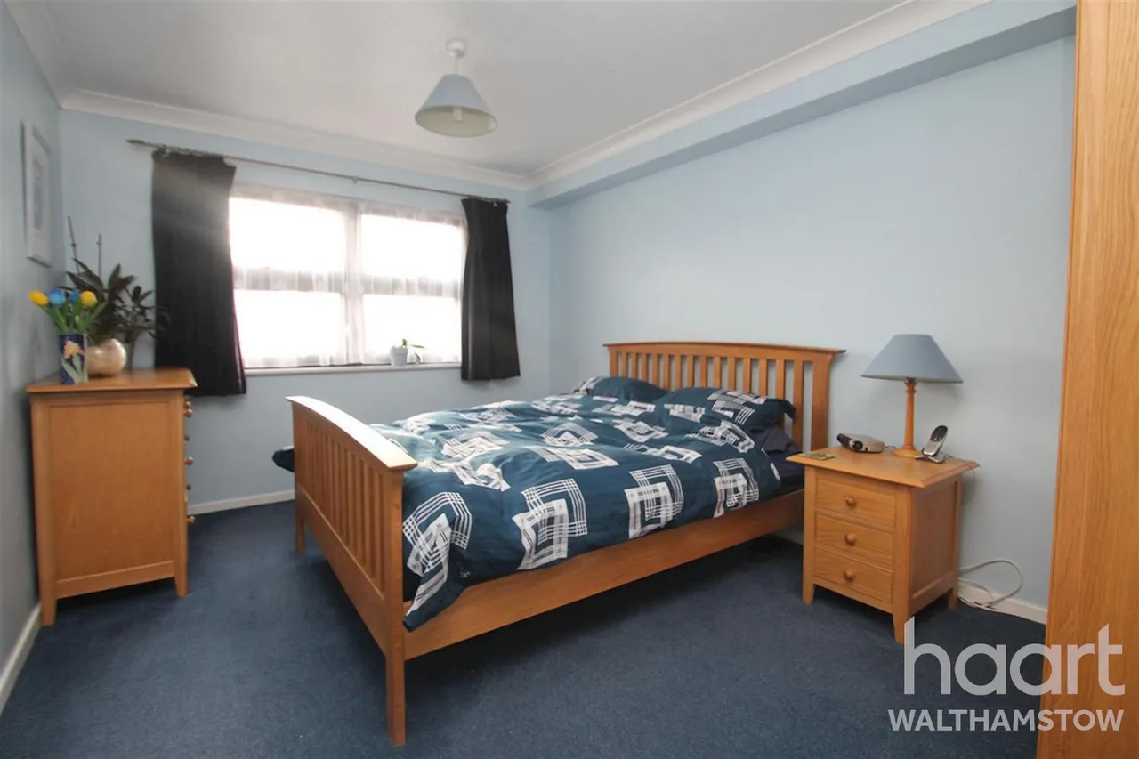 Coppermill Lane, Walthamstow, E17, photo 2