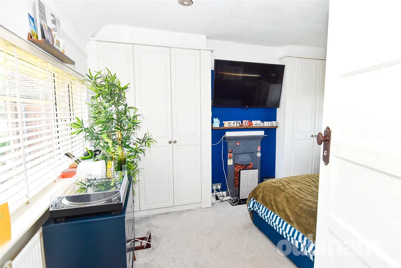 Pineapple Road, Stirchley, Birmingham, West Midlands, B30 2SY, photo 13