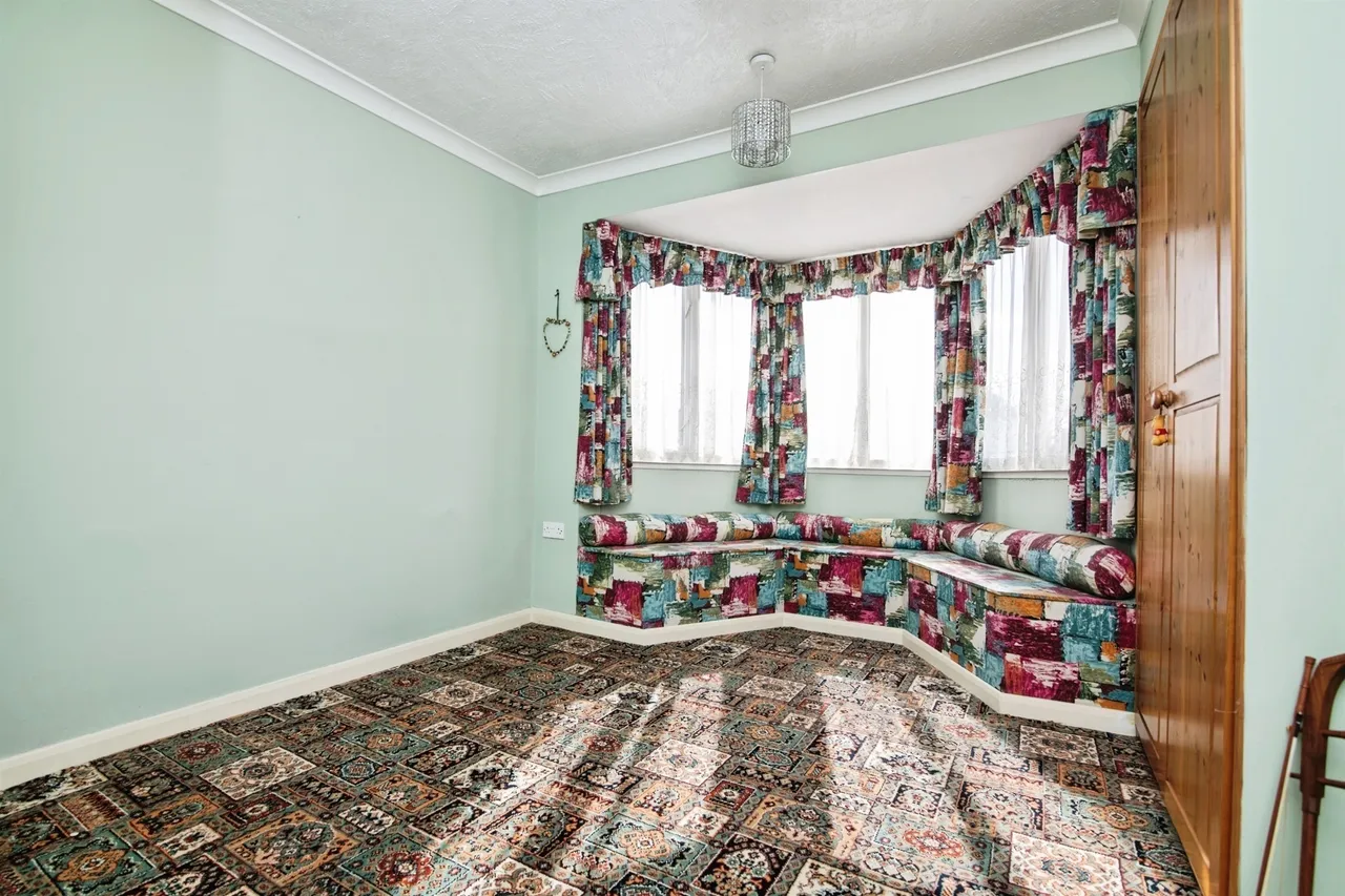 High Street, Pensnett, DY5, photo 15