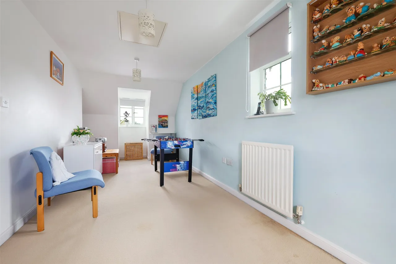 Hunters Way, Edenbridge, TN8, photo 12