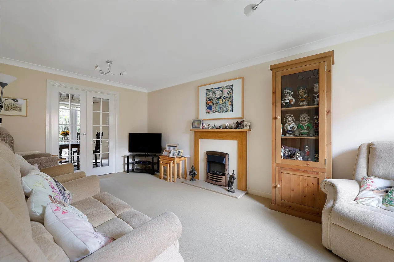 Hunters Way, Edenbridge, TN8, photo 3