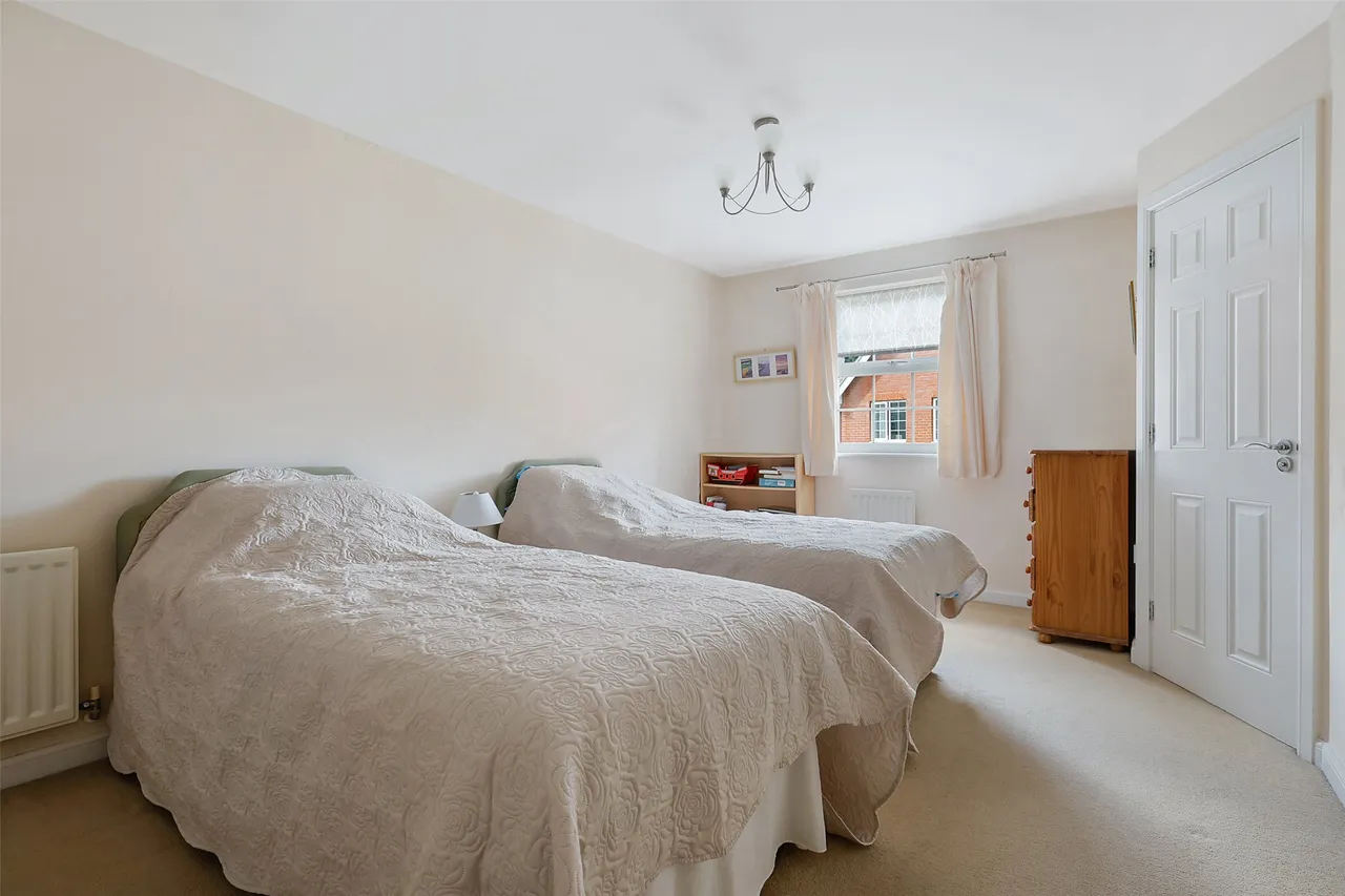 Hunters Way, Edenbridge, TN8, photo 7