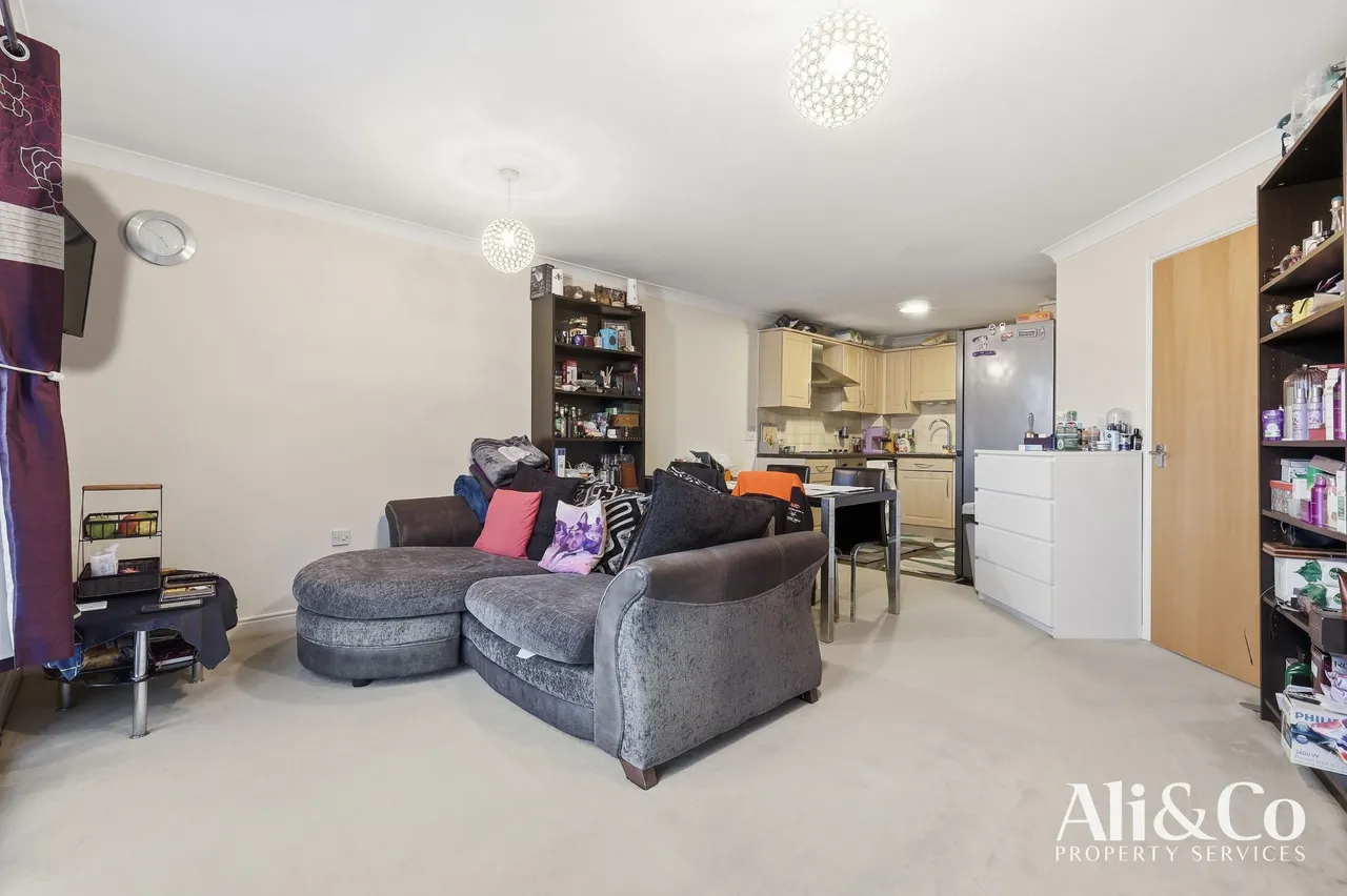 Anchor Court, Grays, Essex, RM17 6QN, photo 7