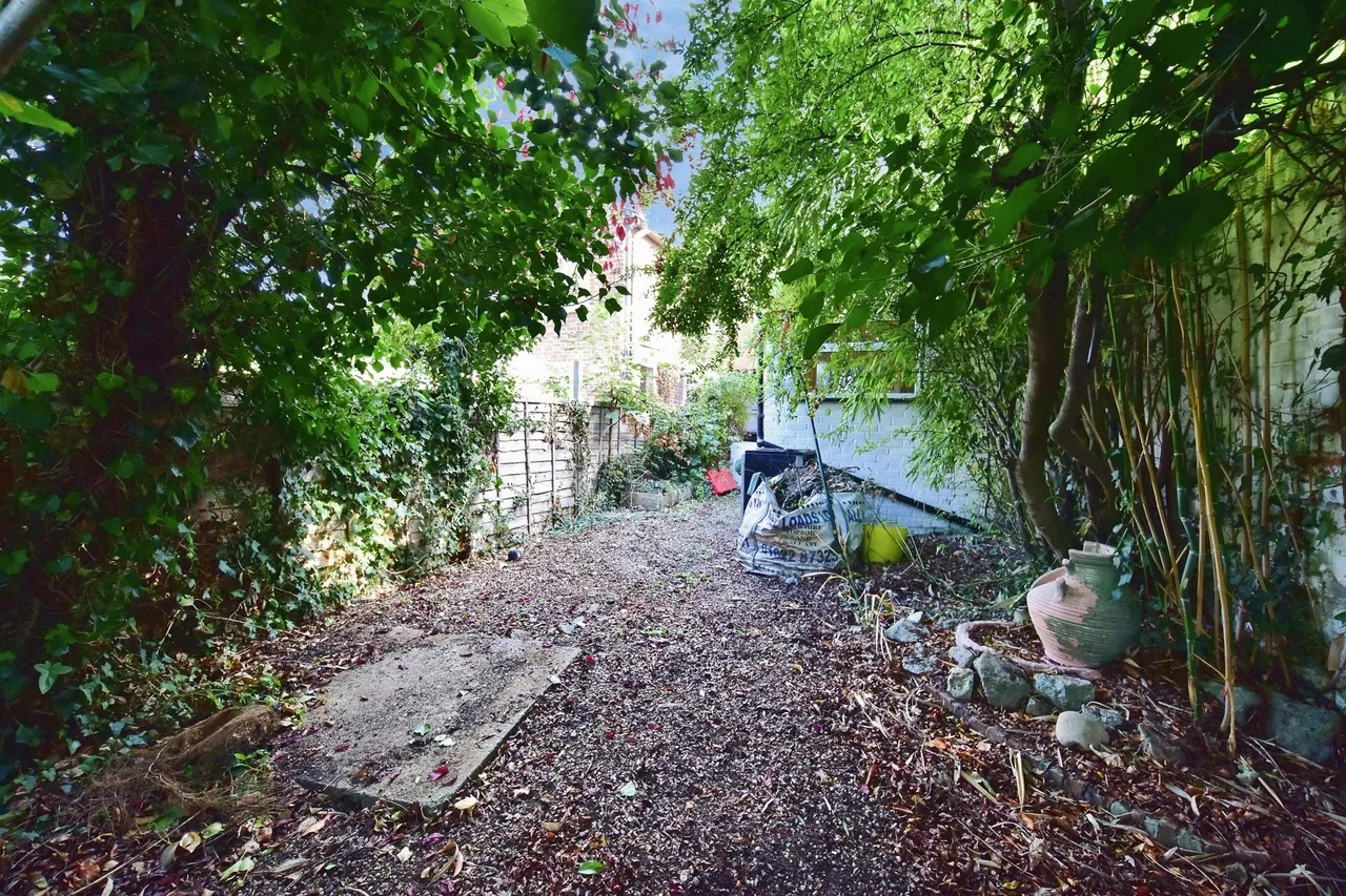 Town Hill, West Malling, ME19, photo 20
