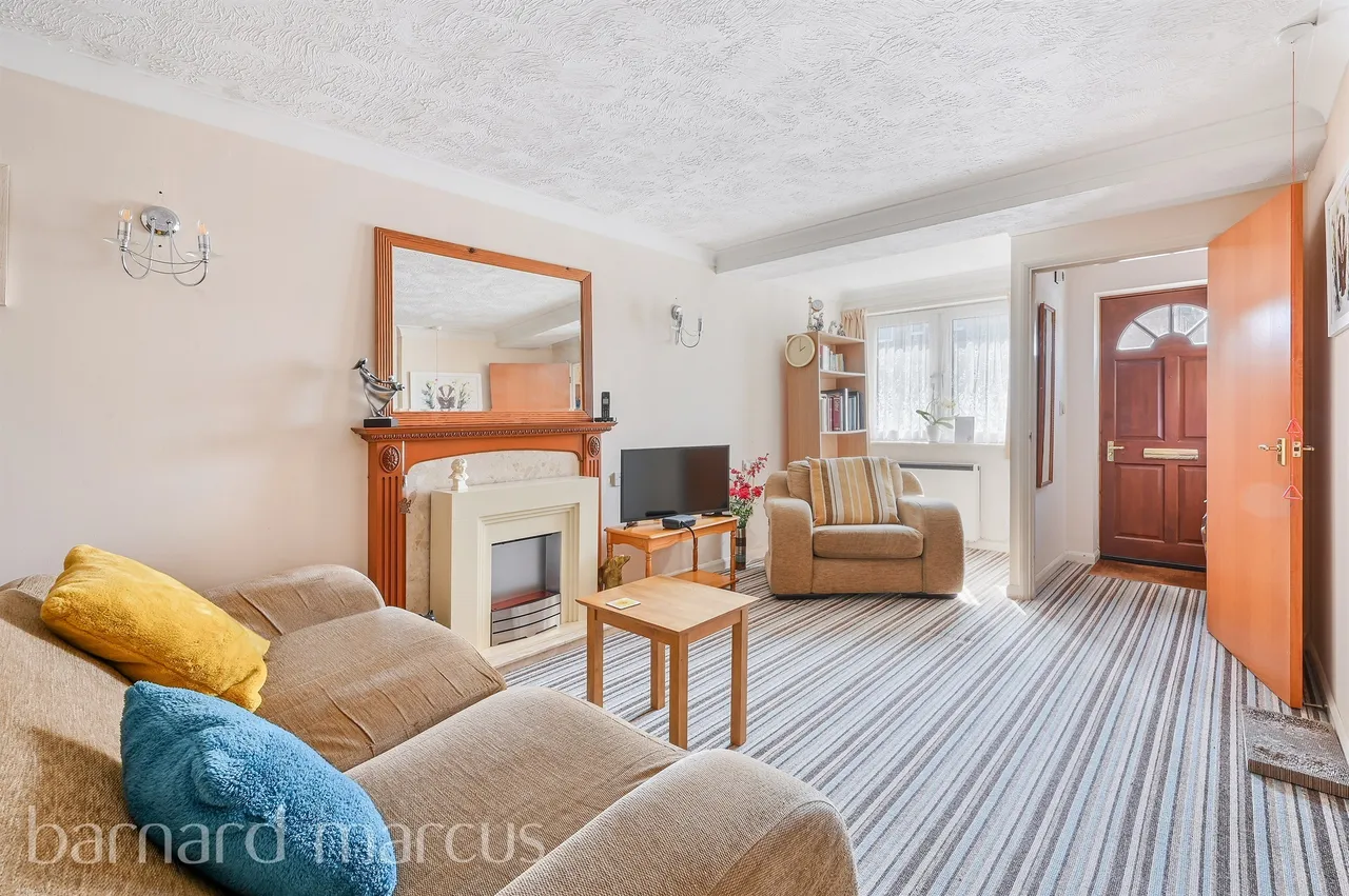 The Grove, Epsom, KT17, photo 4