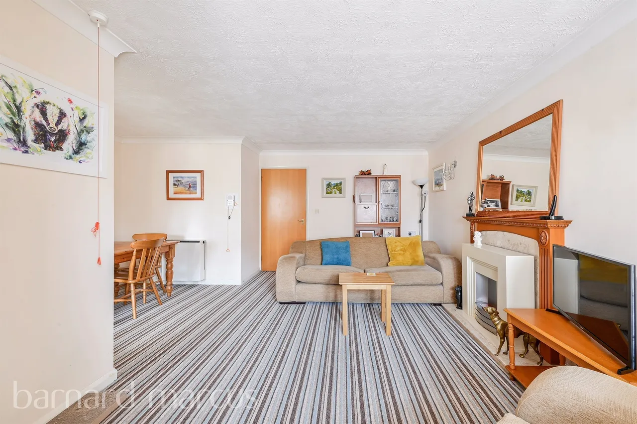 The Grove, Epsom, KT17, photo 3