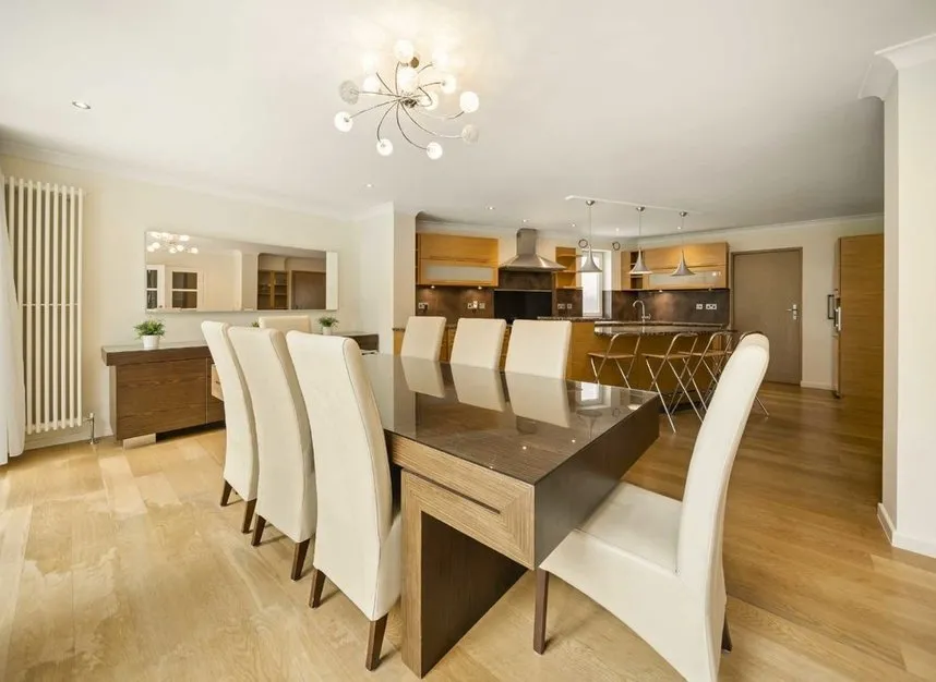 Woodhouse Close, Ealing, UB6, photo 5
