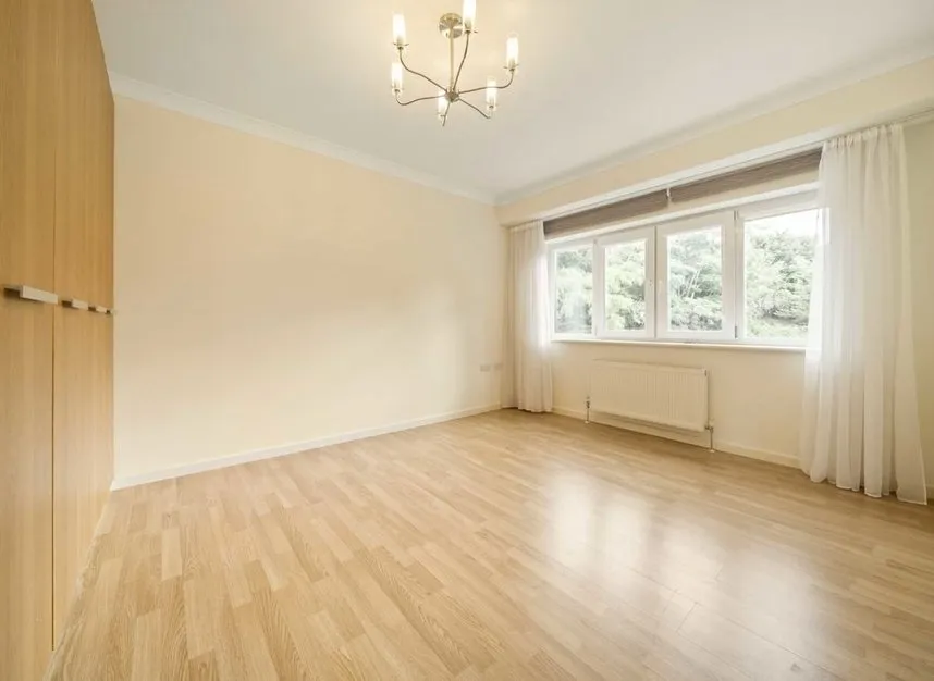 Woodhouse Close, Ealing, UB6, photo 7