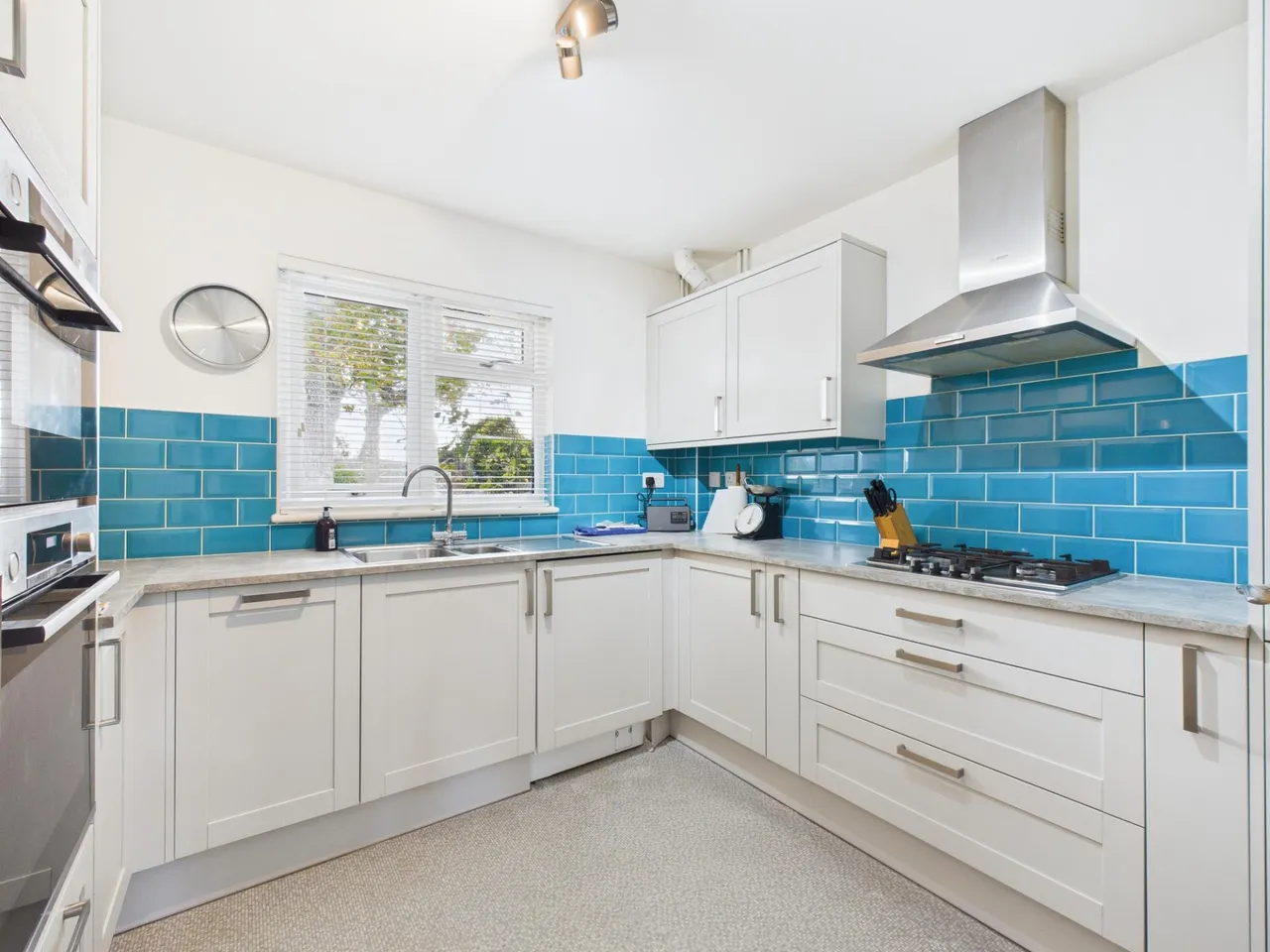 Wakeford Court, Pamber Heath, RG26, photo 4