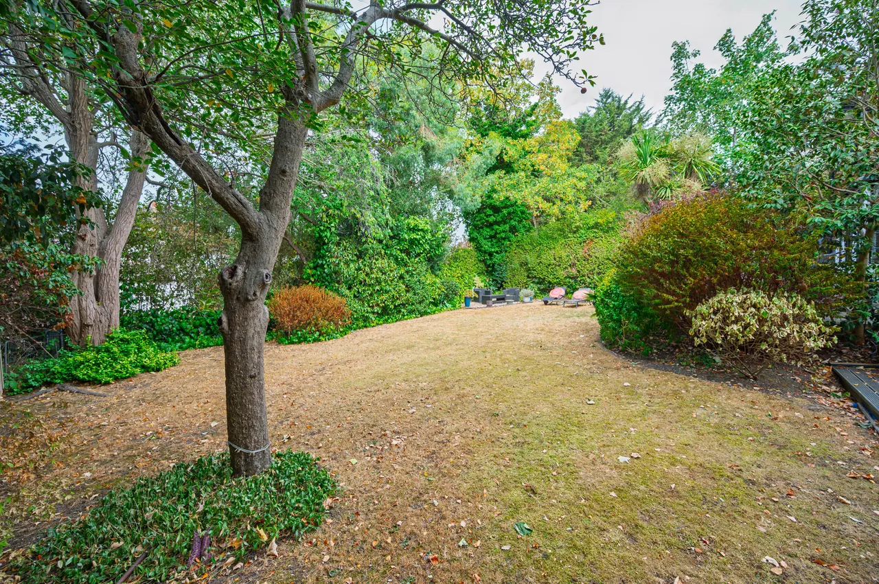 London, NW11, photo 16
