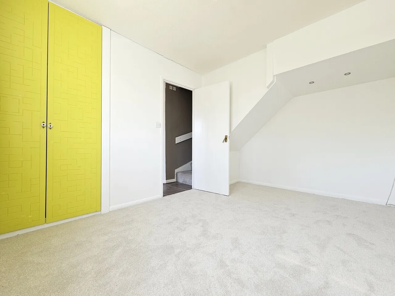 Fleetham Gardens, Lower Earley, RG6, photo 5