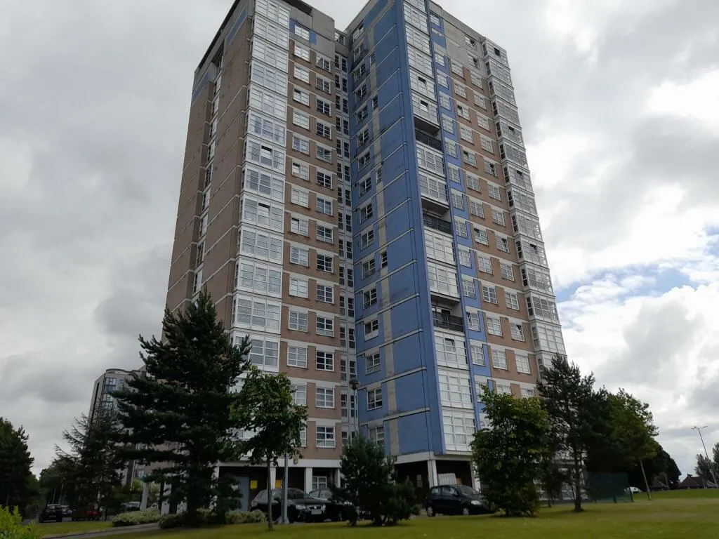 3 bed flat for sale — Spindletree Avenue, Blackley, M9