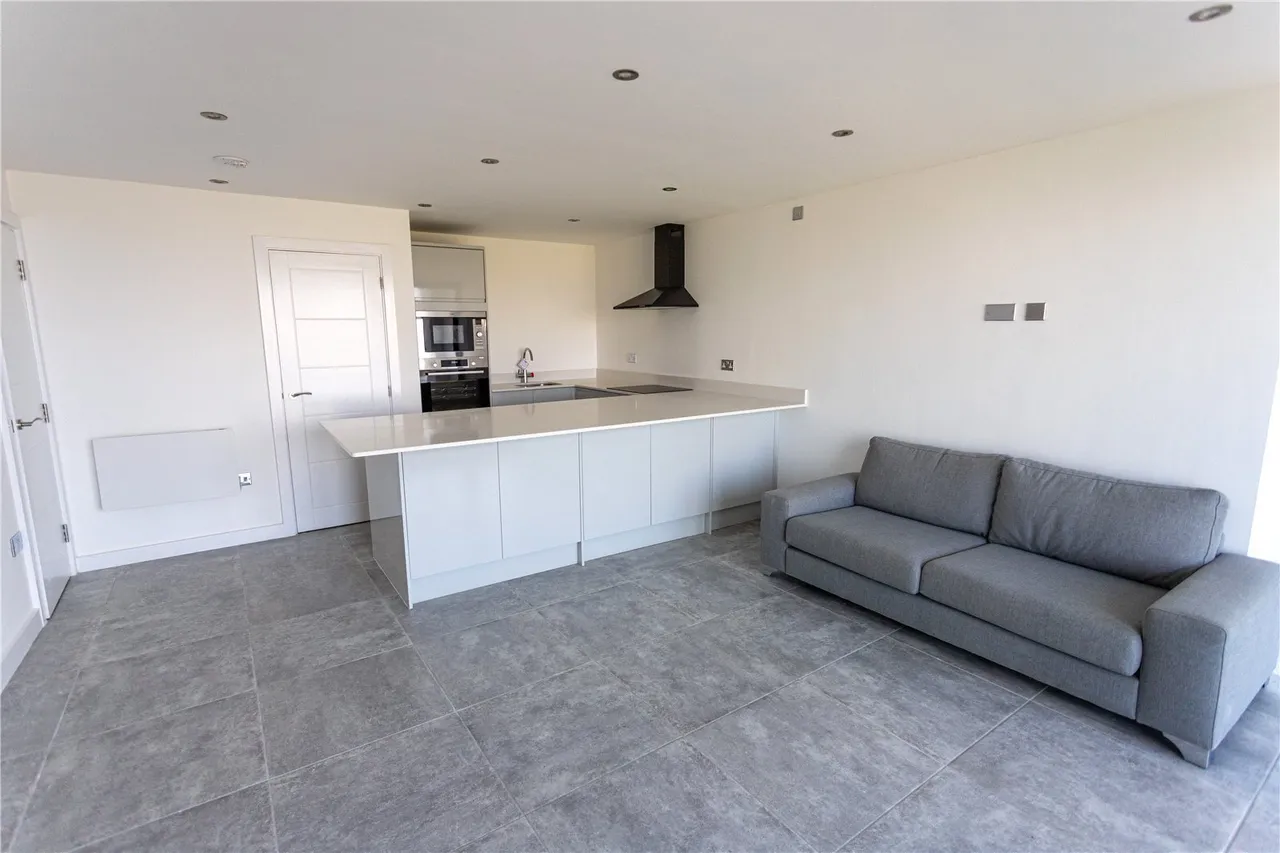 New South Promenade, Blackpool, FY4, photo 3