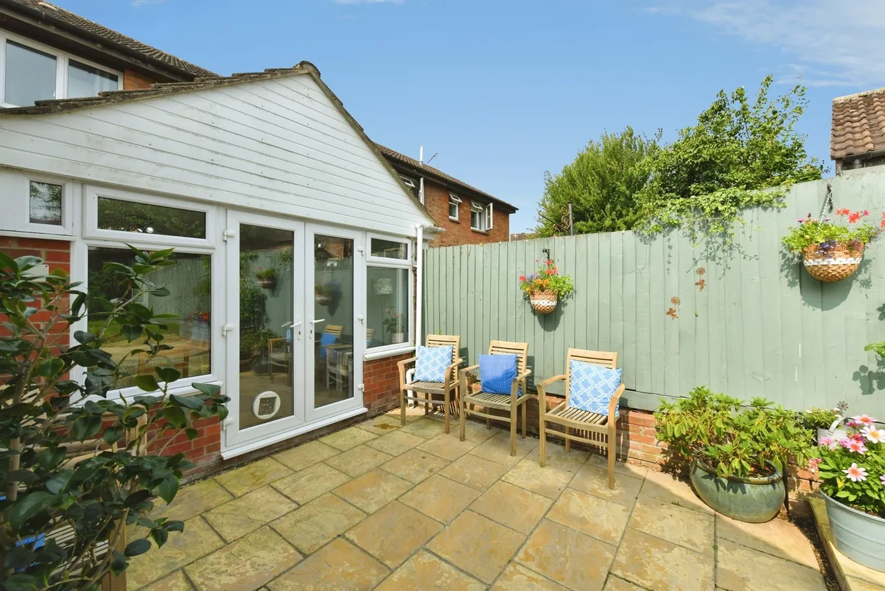 Holland Close, Chippenham, SN15, photo 14