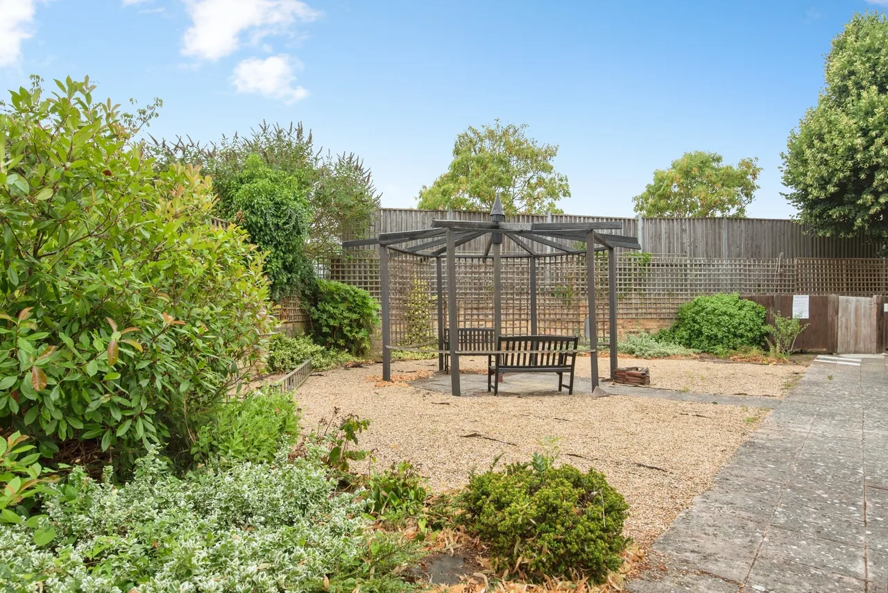 Rose Lane, SG18, photo 9