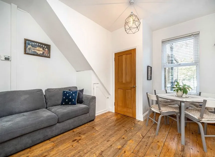 Hampton Road West, Feltham, TW13, photo 5