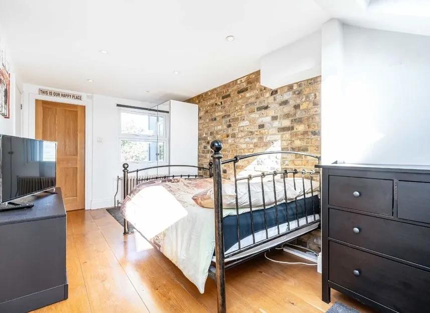 Hampton Road West, Feltham, TW13, photo 6