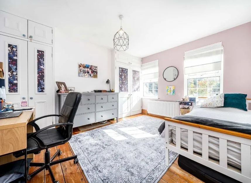 Hampton Road West, Feltham, TW13, photo 7